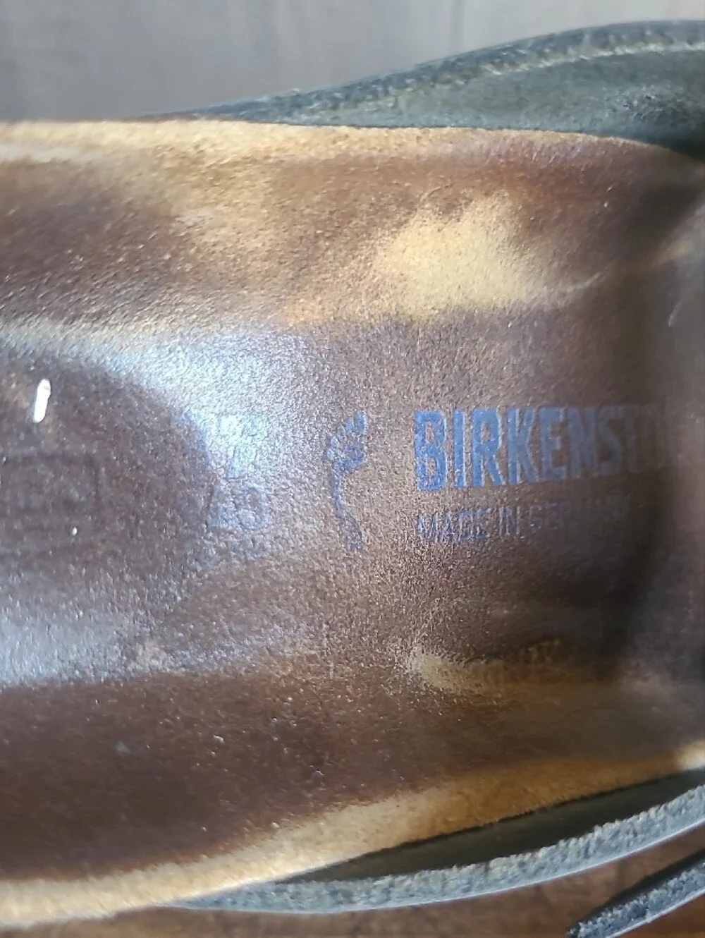 Birkenstock Arizona Sandals Women's sz 37/6.5US Metallic Sandals